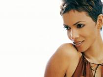 halle_berry