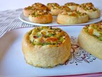 Girelle di pizza con zucchine fontina e speck 1