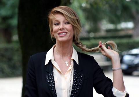 alessia marcuzzi gf12-1