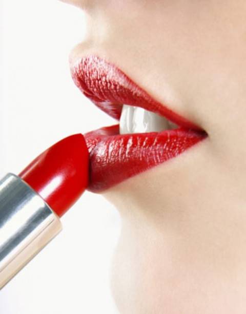lead-free-lipstick2-lg_jpg_485x0_crop_upscale_q85