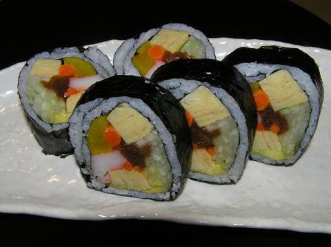 futomaki sushi