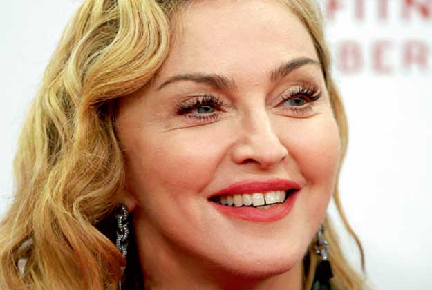 Actresses Who Are 57 Years Old MADONNA tra botox chirurgia ed et che avanza