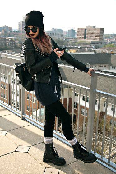 Dr Martens, gli outfit per essere femminili e sexy