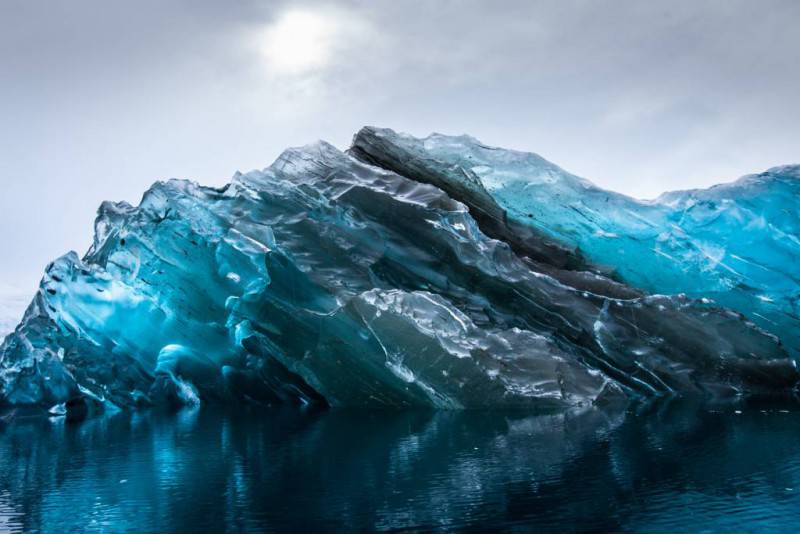 iceberg3