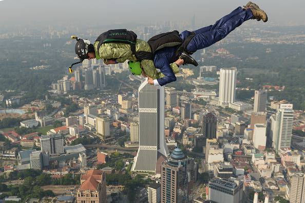 MALAYSIA-LIFESTYLE-BASEJUMPING