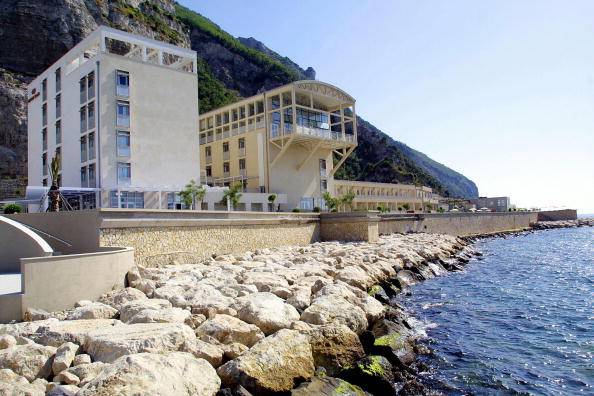 CASTELLAMARE DI STABIA, ITALY:  This picture taken 23 July 2004 shows a three-star hotel Crown Plaza reconverted from a closed down cement factory in Castellamare di Stabia, next to Pompei, in the bay of Naples. AFP PHOTO/ Carlo HERMANN  (Photo credit should read CARLO HERMAN/AFP/Getty Images)