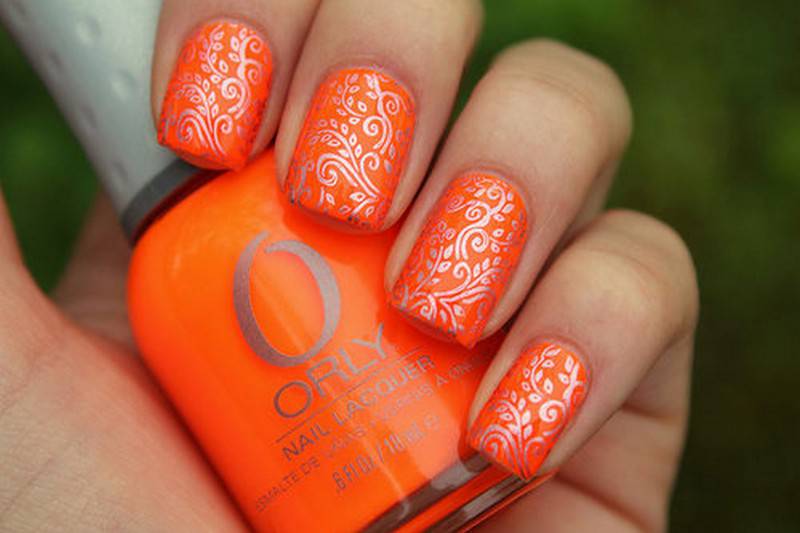 orange nail paint design