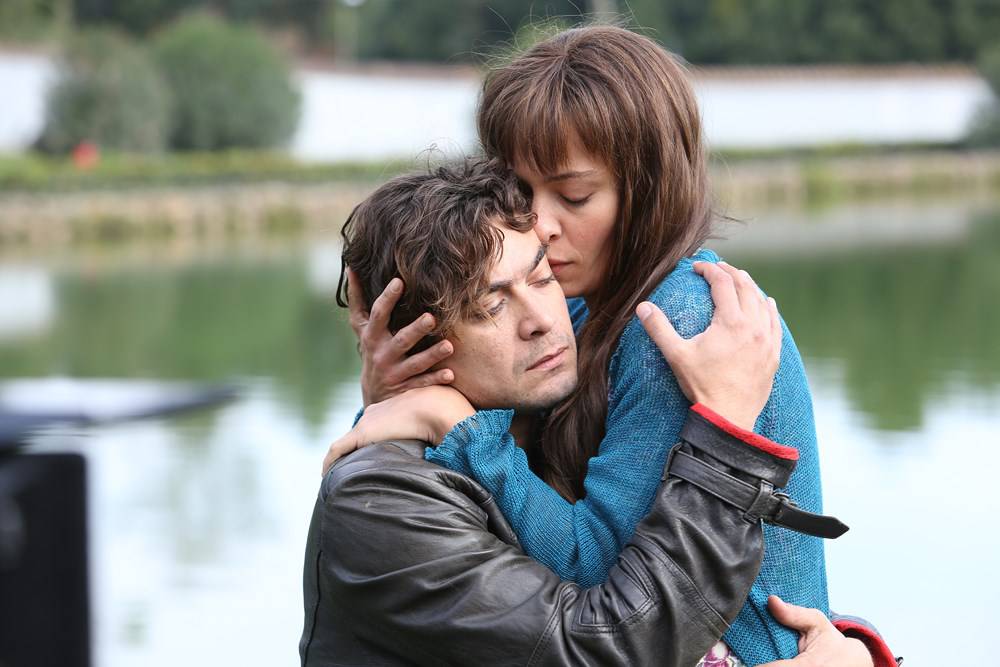 Nessuno Si Salva Da Solo Scena D'amore
