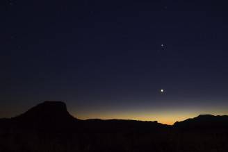 Il cielo con i pianeti Giove e Venere (Thinkstock)