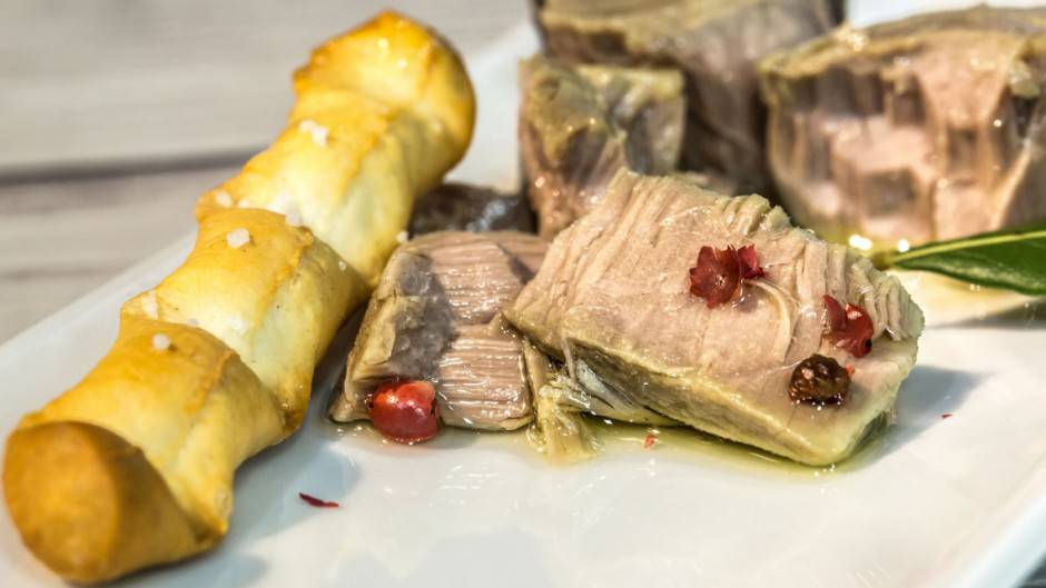 Come preparare il tonno sott'olio
