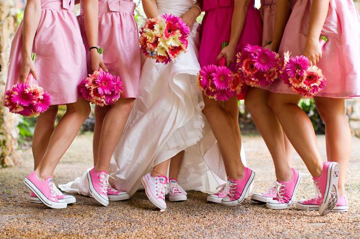 sposa con converse rosse