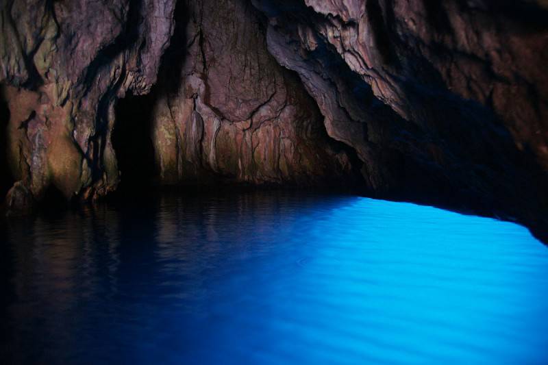 La Grotta Azzurra di Palinuro (Foto di Mboesch, Wikicommons. Licenza CC BY-SA 3.0)