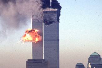 Il secondo aereo colpisce la Torre Sud, 11 settembre 2001 (SETH MCALLISTER/AFP/Getty Images)