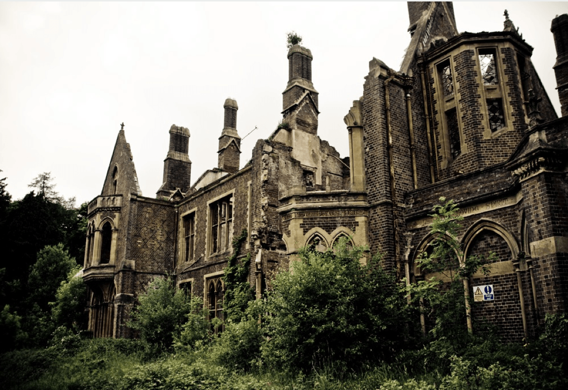 Old place. старый страшный дом. Old place. заброшенный замок хрящевское шоссе. кингс-лэнгли, хартфордшир заброшенный дом.