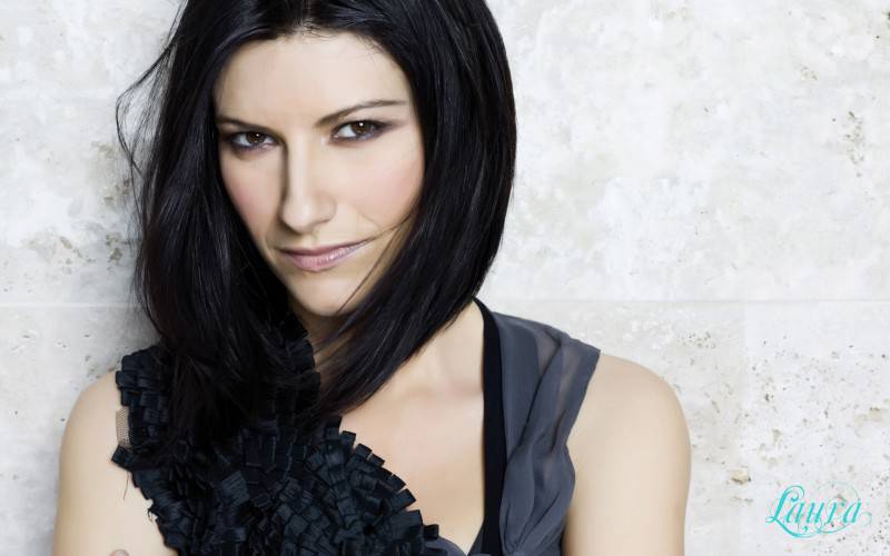 Laura-Pausini-nuovo-singolo-lato-destro-del-cuore