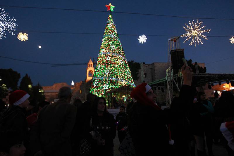 Albero di Natale a Betlemme, Natale 2015 (MUSA AL-SHAER/AFP/Getty Images)