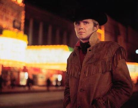 Jon Voight (Un uomo da marciapiede)