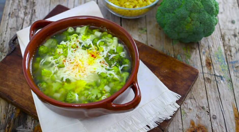 Zuppa di broccoli vegan