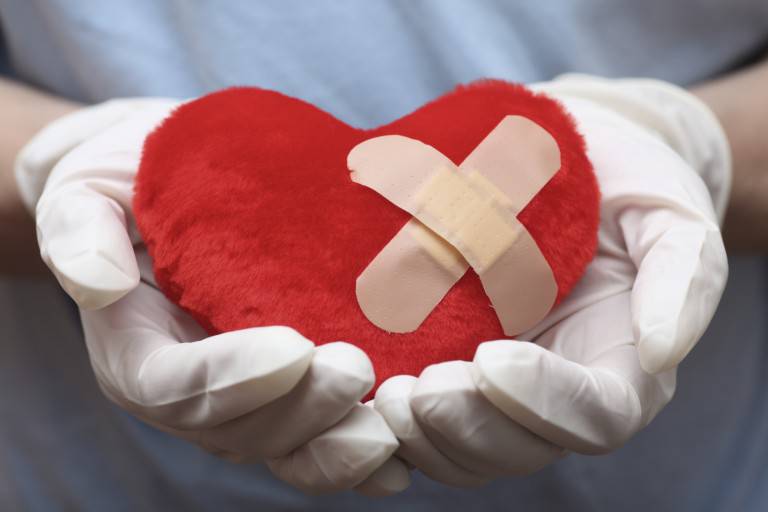 Il Cerotto Che Ripara Il Cuore