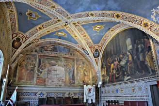 Palazzo dei Priori di Volterra, interni (Di Mentnafunangann. CC BY-SA 4.0 via Commons)