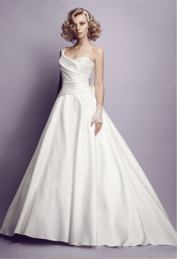 Elvira Gramano, collezione sposa 2017: tutti i modelli in una photogallery
