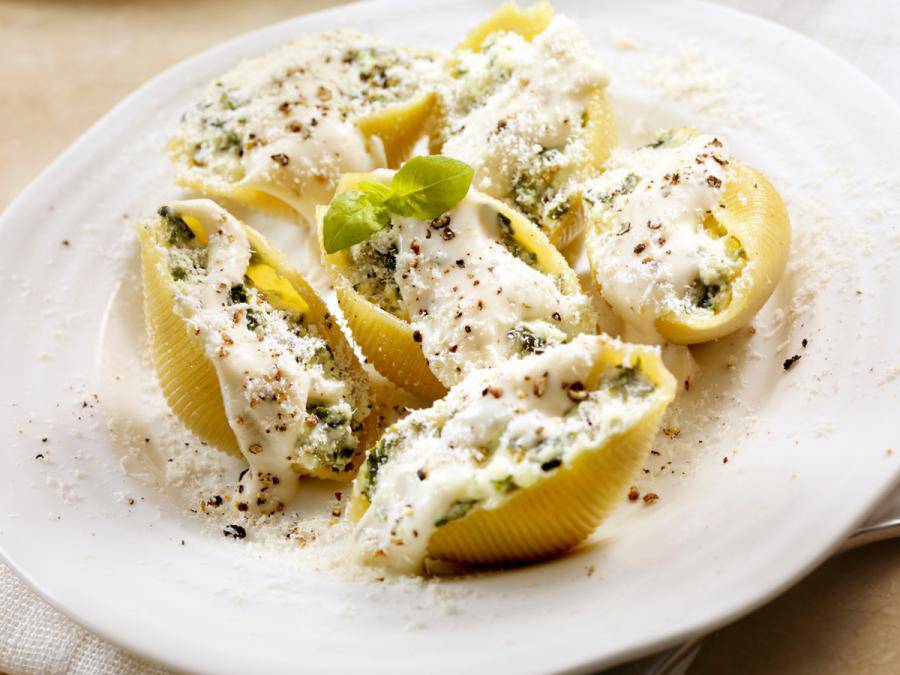 Pasta con tartufo e ricotta