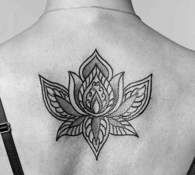 tattoo fiore di loto