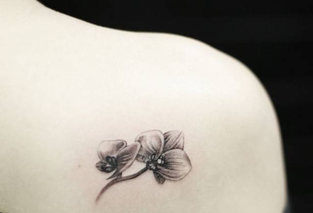 tattoo orchidea