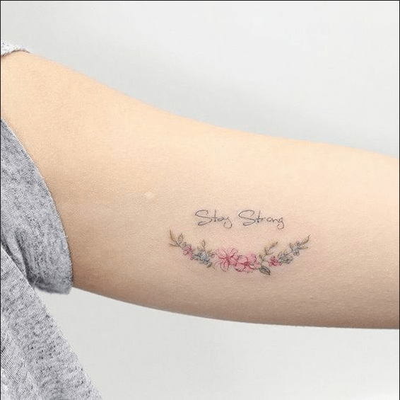 Tatuaggi Con Scritte Esempi E Idee Tra Nomi E Frasi