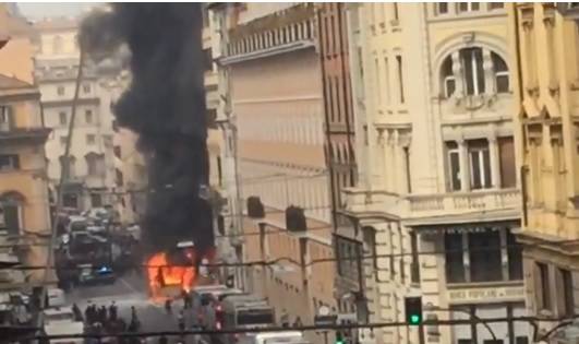 autobus esploso Roma