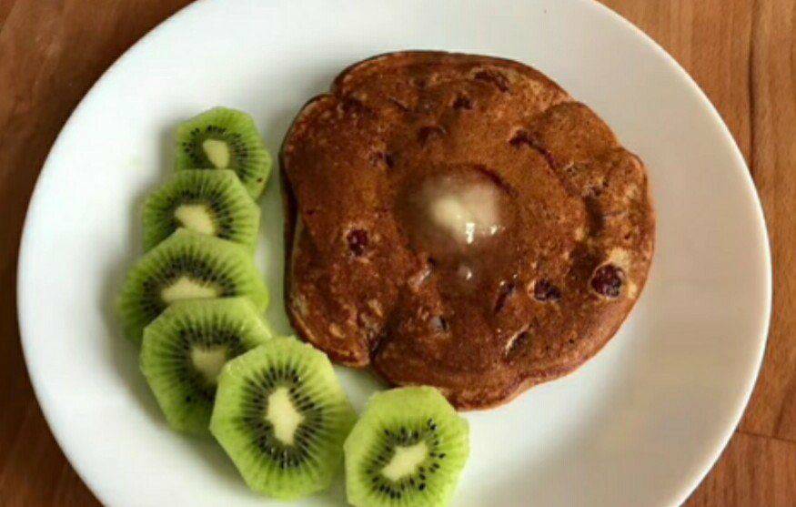 Vegan Pancake alla frutta, la colazione giusta per l'estate