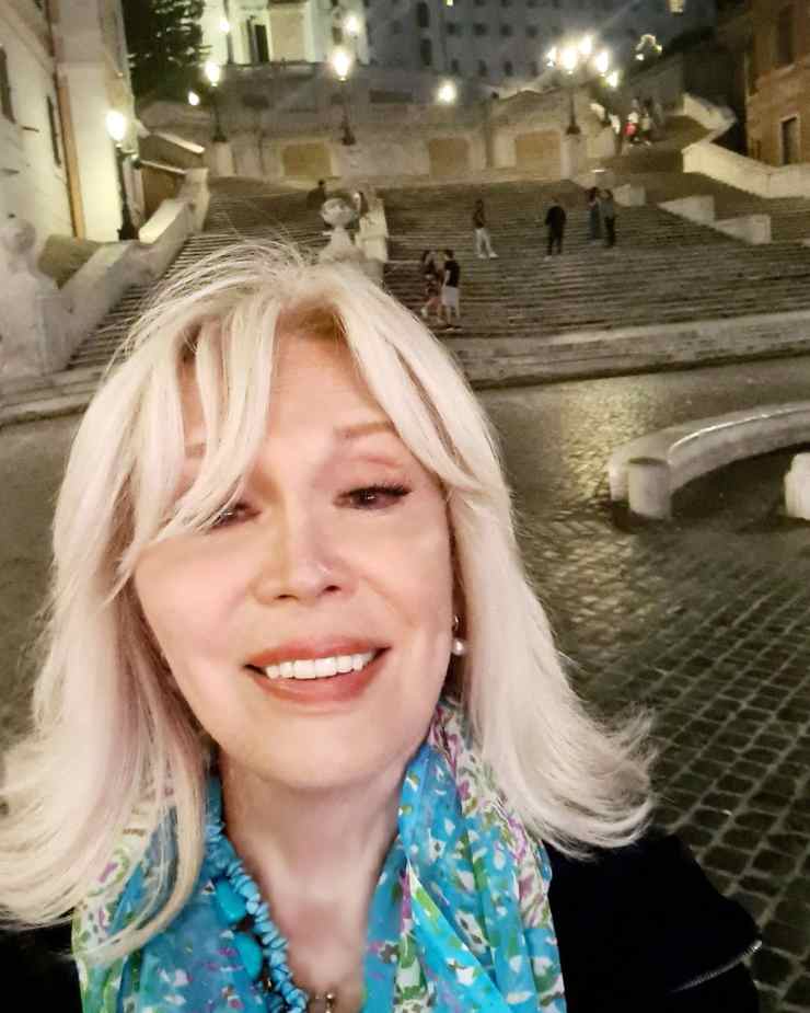 Amanda Lear Chi E Eta Altezza Carriera E Vita Privata