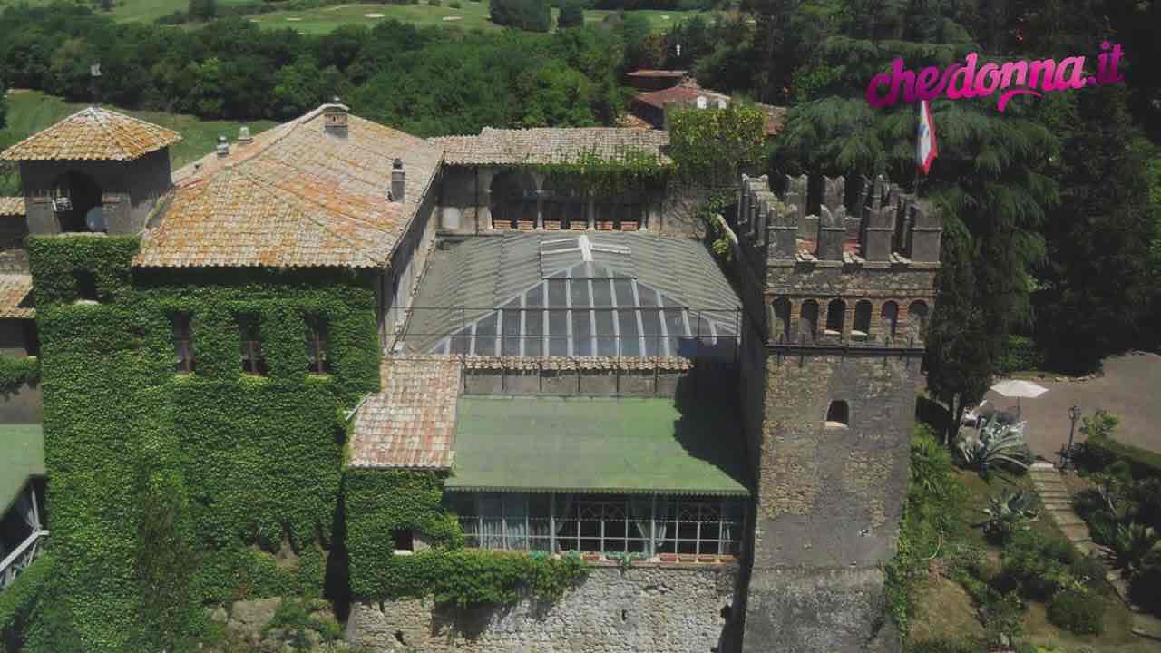 dove è il castello di uomini e donne