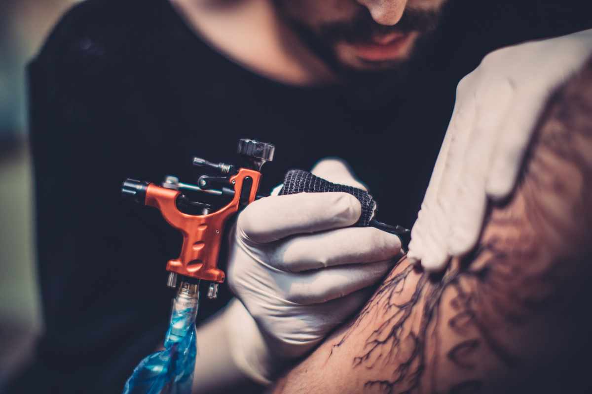 tatuaggi, inchiostri e pigmenti pericolosi