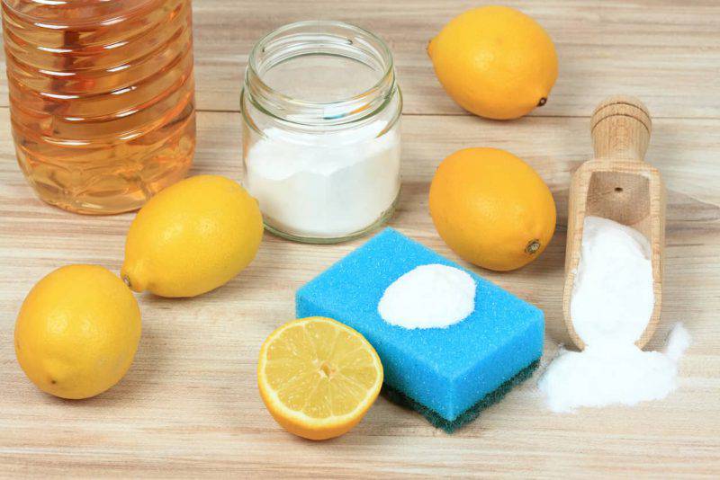 Limone aceto e bicarbonato, impieghi per una casa pulita ed igienizzata