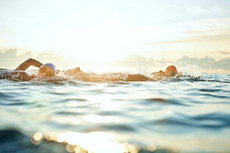 allenamento nuoto mare