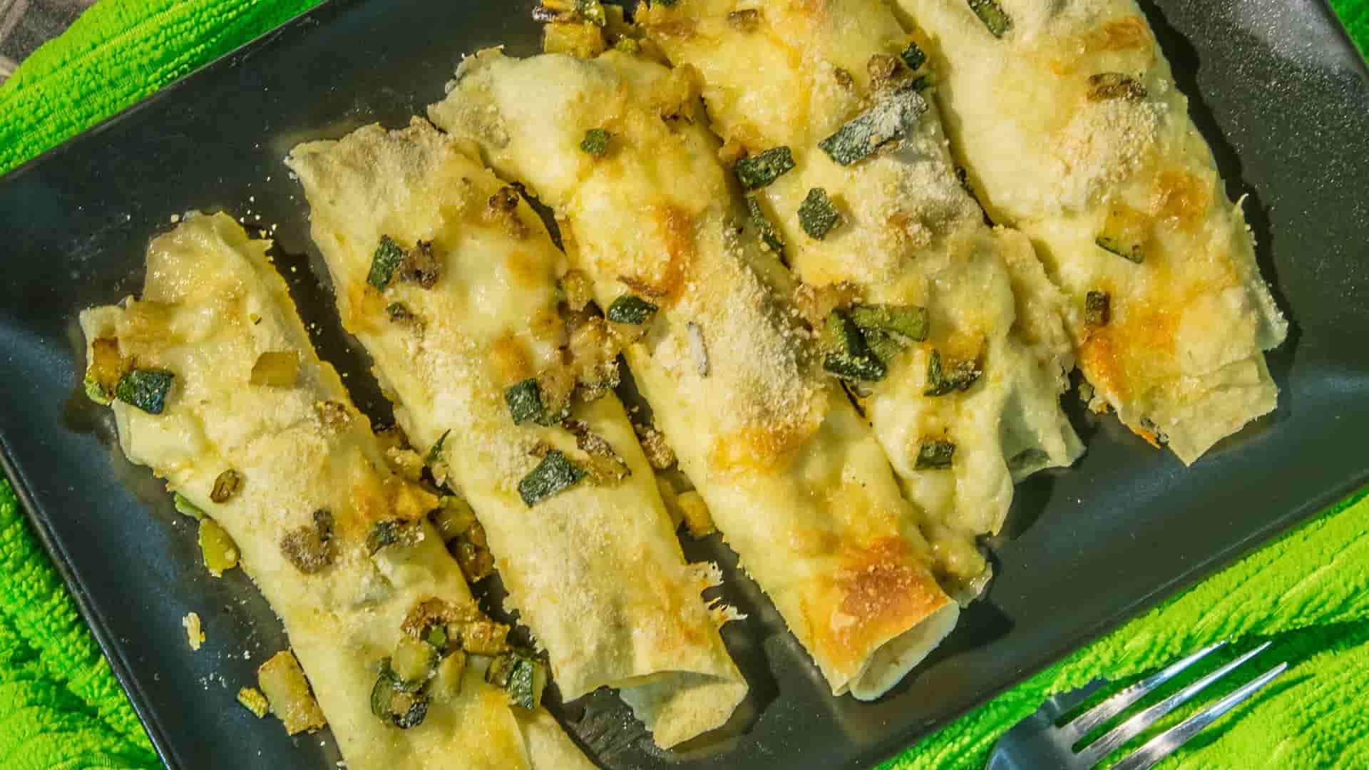 Menu di Agosto: cannelloni di pane Carasau e salmone