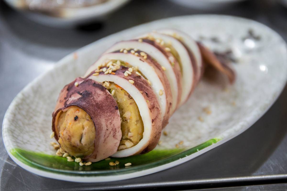 Seppie ripiene al pane un secondo piatto fresco, la ricetta VIDEO