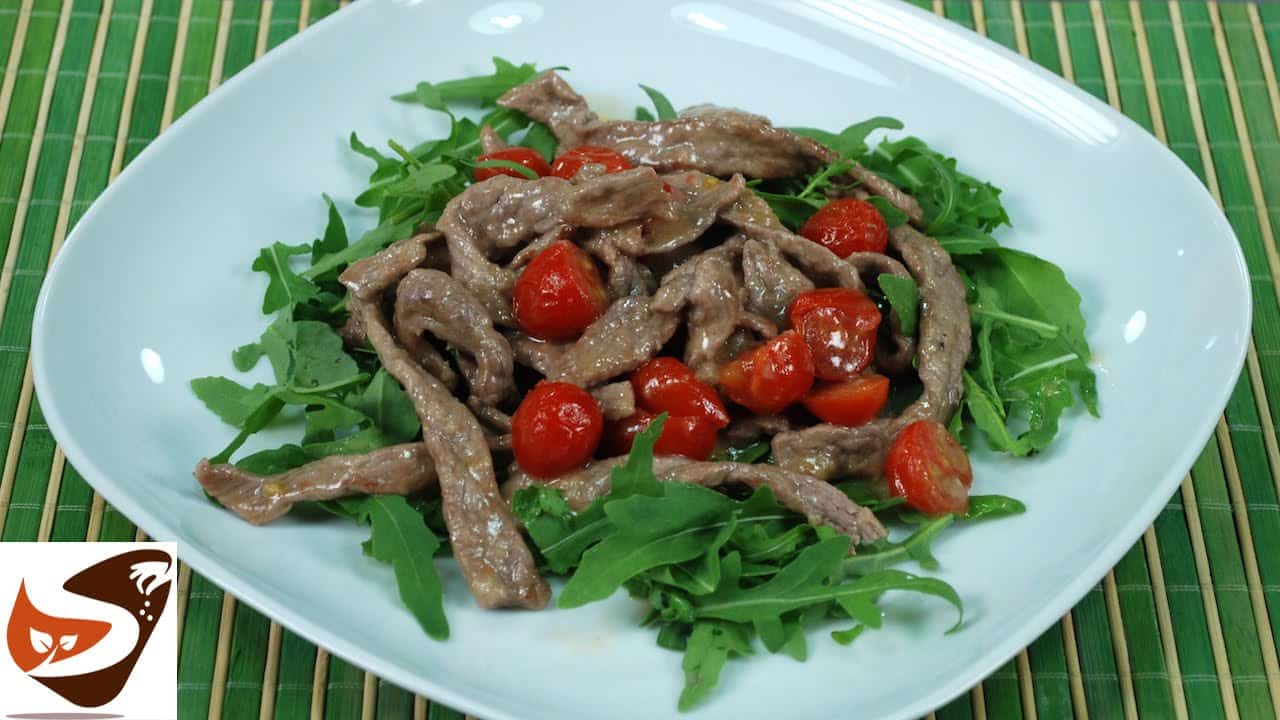 Menu di Agosto: straccetti di vitello con rucola e pomodorini