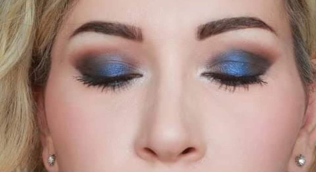 Christmas makeup: smokey eye blu e marrone 