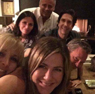Jennifer Aniston e cast di Friends