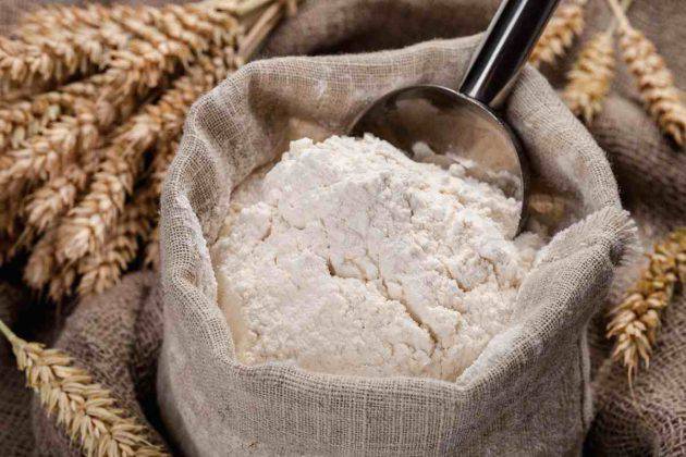 Farina Con Ragnatele Si Può Usare