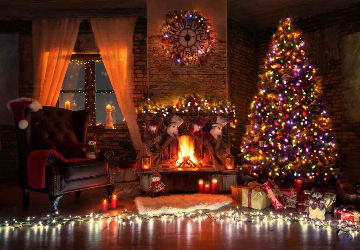 Decorazioni Con Luci Natalizie.Luci Sull Albero Di Natale Come Posizionarle E Consigli Utili
