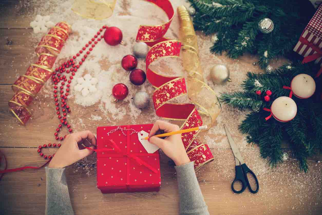 Frasi Natale Letteratura.Auguri Di Buon Natale Le Piu Belle Frasi Famose E Aforismi