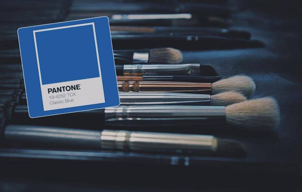Makeup | il colore pantone 2020 è il classic blu 