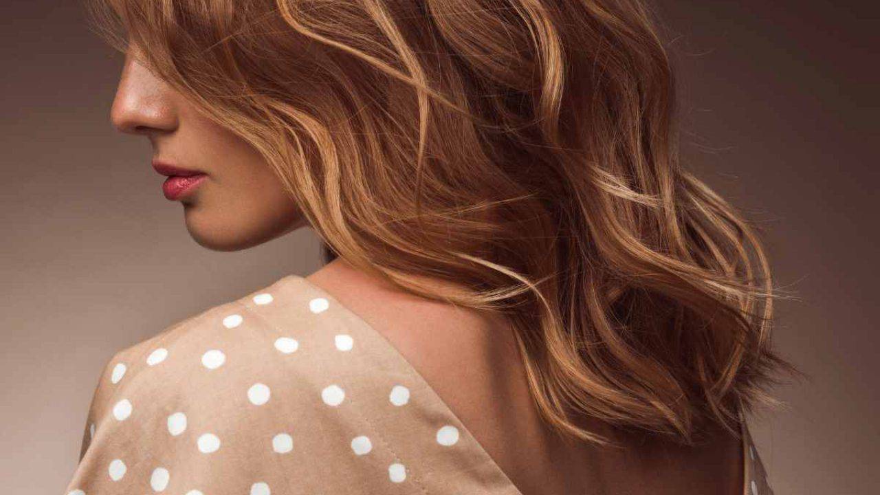 Come Fare I Capelli Mossi Media Lunghezza