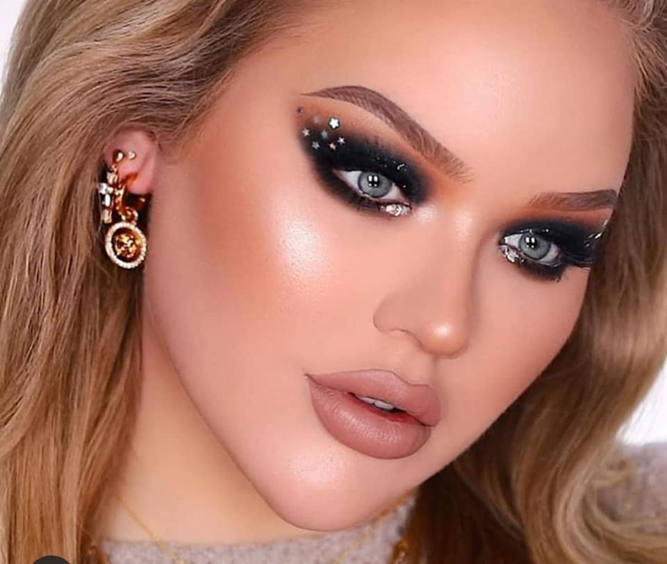 Nikkie Tutorials coming out 