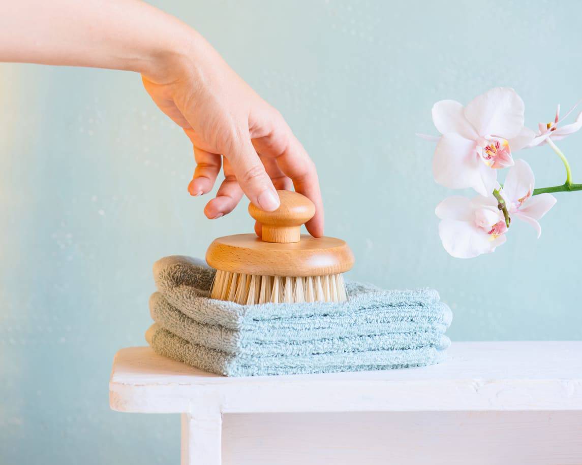 Pelle | Dry Brushing la nuova tendenza della skincare 