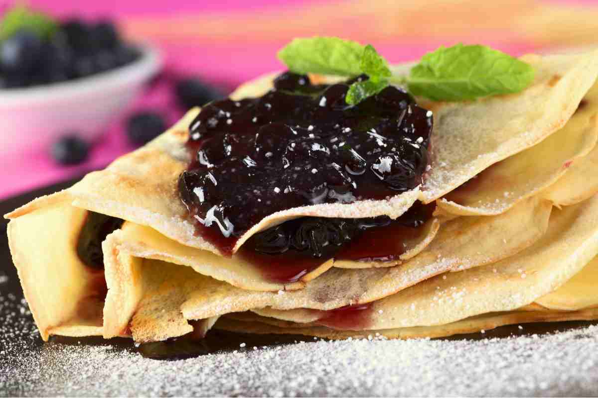Crepes alla marmellata di mirtilli