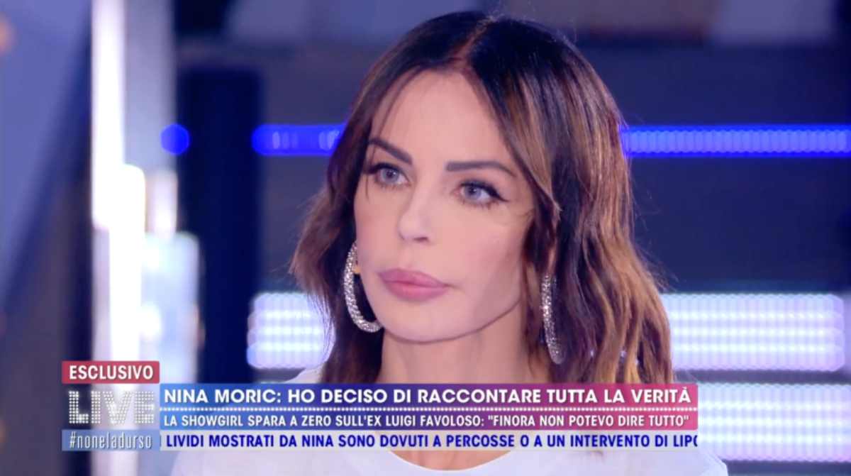 Nina Moric a Live Non è la d'Urso
